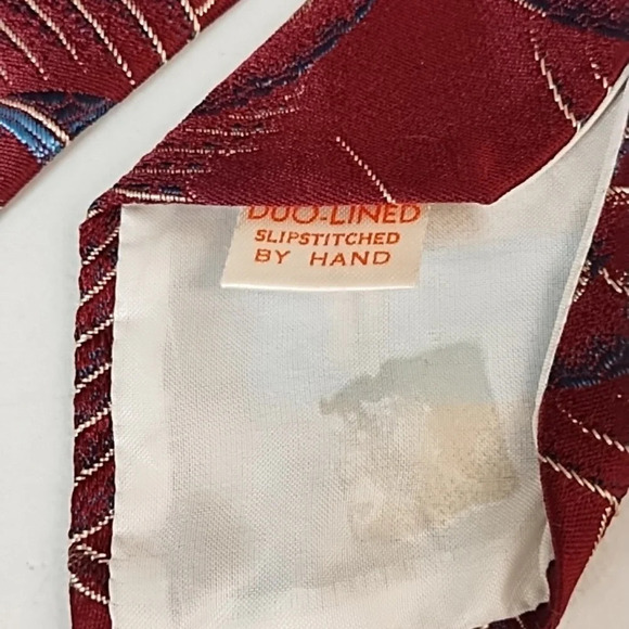 Vintage Handcrafted Tie Swordfish Marlin Ocean Fisherman Burgundy Blue Retro - Picture 3 of 6